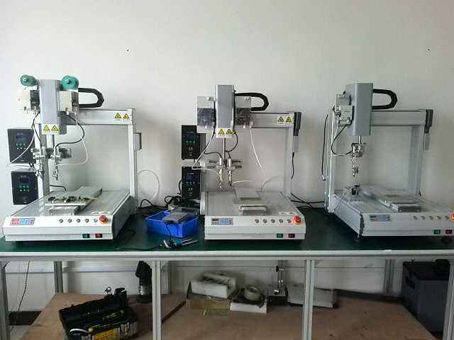 自動(dòng)焊錫機(jī) 自動(dòng)焊錫機(jī)